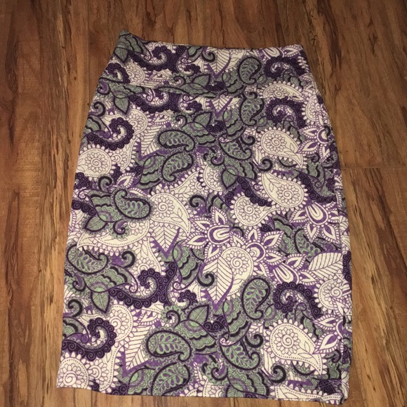 Skirt - Picture 1 of 2